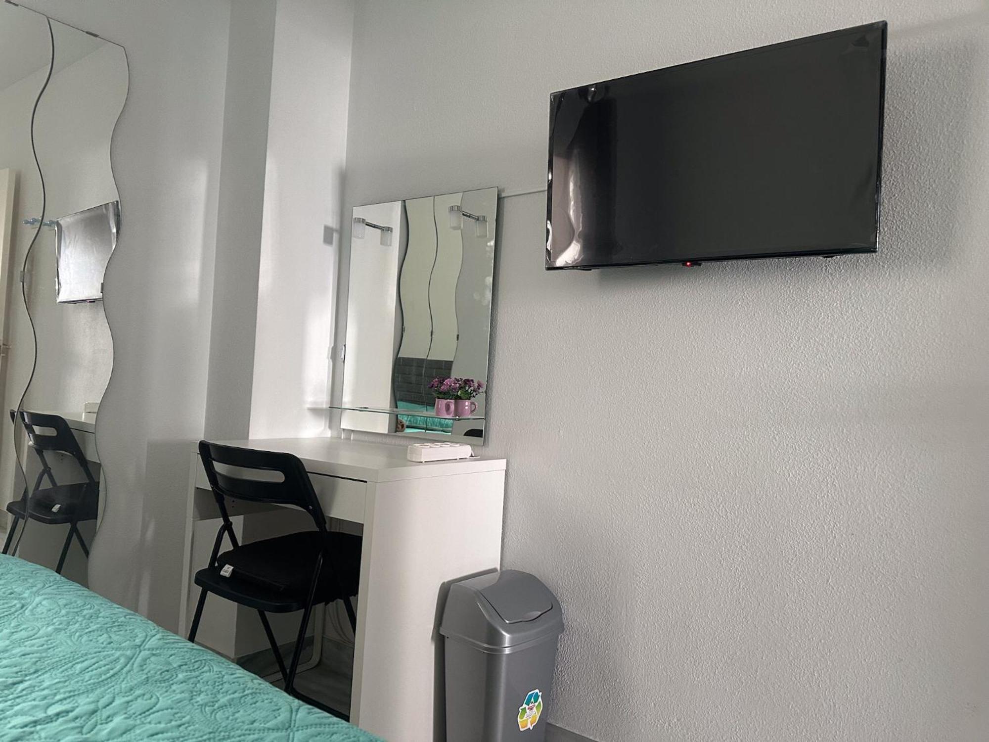 Torremolinos Habitaciones Privada En Apartamentos Compartidos מראה חיצוני תמונה