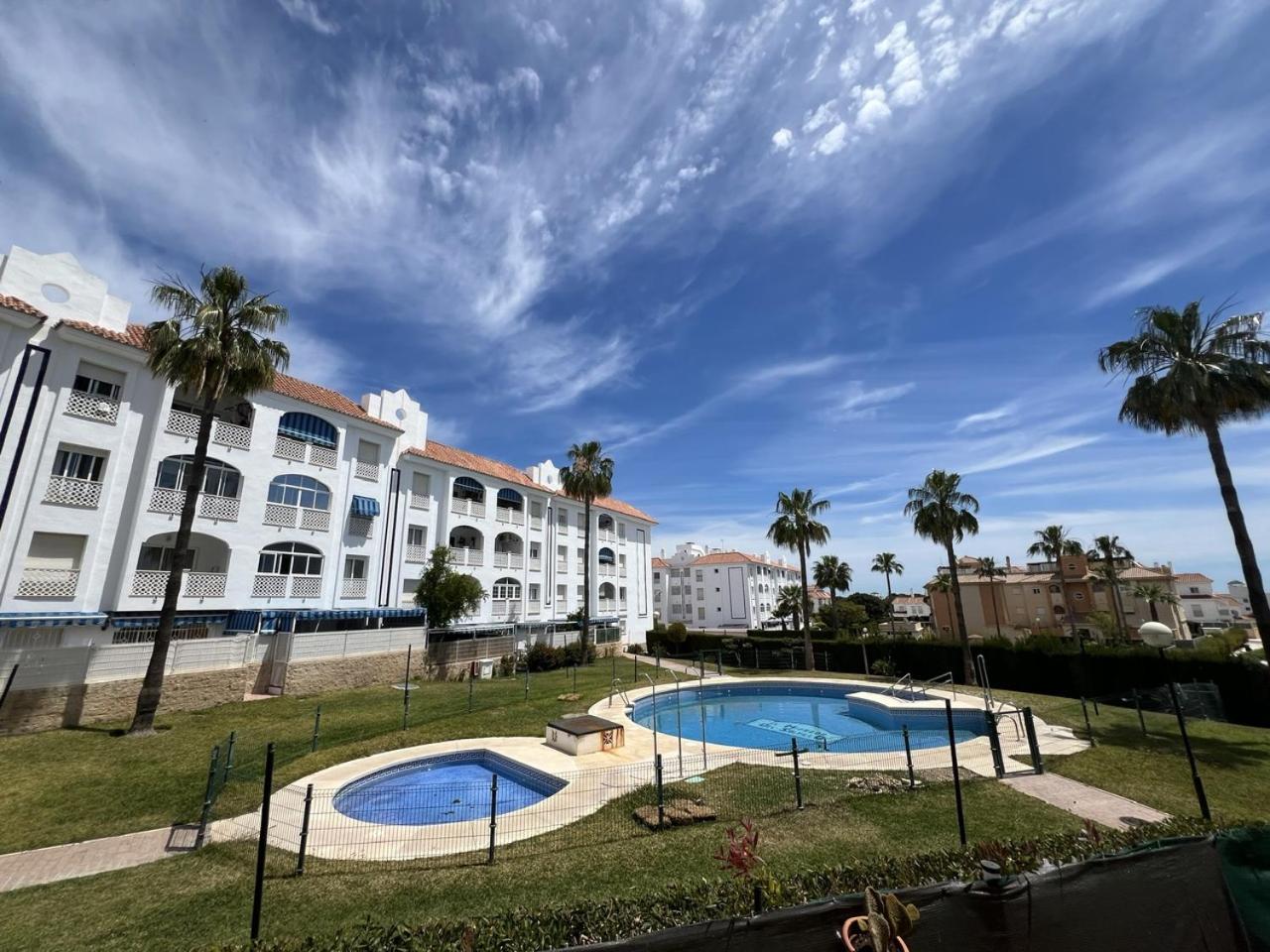 Torremolinos Habitaciones Privada En Apartamentos Compartidos מראה חיצוני תמונה